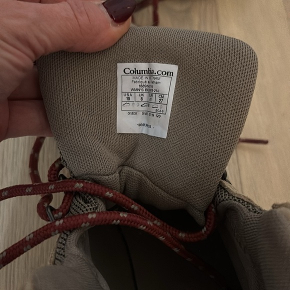 COLUMBIA WOMENS HIKING BOOTS SIZE 10 - Picture 7 of 10